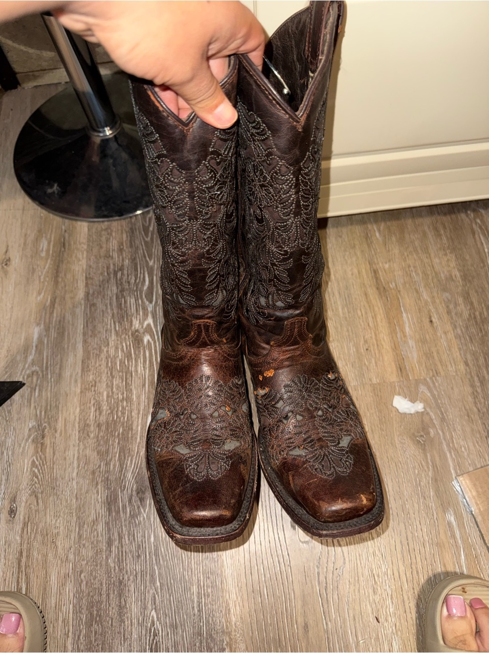 Women’s  Brown Embroidered Leather Western Boots
